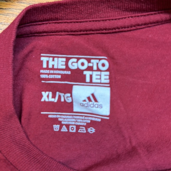 LBJ Cleveland Cavs shirt, size xl - Picture 4 of 4